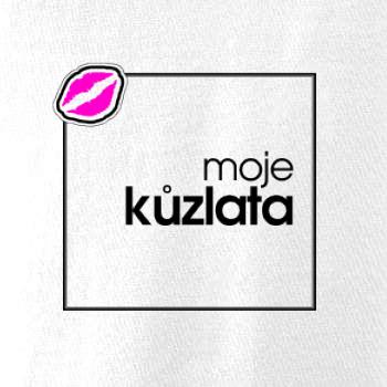 Moje kůzlata v ohradě