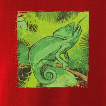 Chameleon na větvi