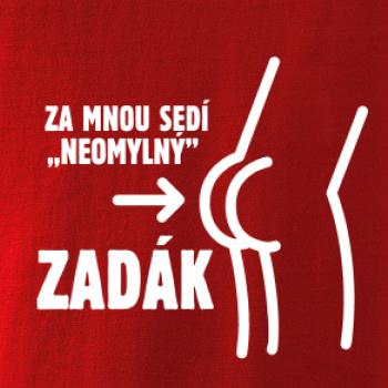 Za mnou sedí zadák