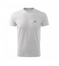 Asociace debatních klubů logo s textem