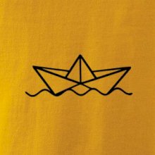 Papírová loďka na vodě