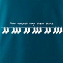 How pianists dry their socks