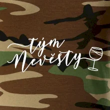 Tým nevěsty červené víno