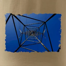 Stožár vysokého napětí zespodu