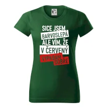 Sice jsem barvoslepá, ale vím, že v červené vypadám dobře