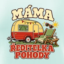 Máma ředitelka pohody rodinné kempování s karavanem
