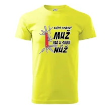 Každý správný muž, má u sebe nůž