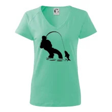 Rybář tahající rybu