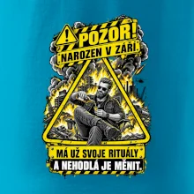 Pozor! narozen v září