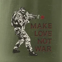 Růže ve zbrani, make love not war