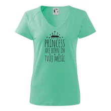 Princesses are born in (vlastní nápis měsíc narození)