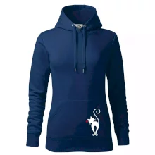 Zamilovaná kočka zezadu