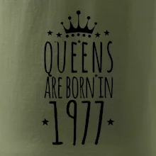Queens are born in 1978