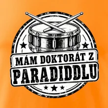 Mám doktorát z paradiddlu - černobílý bubenický odznak