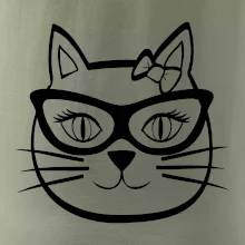 Kočičí holka s brýlemi