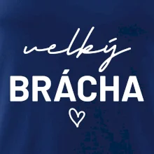 Velký brácha - nápis na prsou