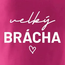 Velký brácha - nápis na prsou