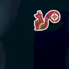 Folklor na prsu veverka