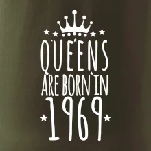 Queens are born in 1969