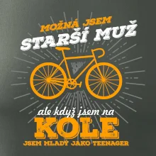 Starší muž - cyklista silniční kolo