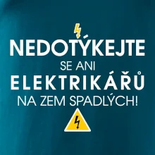 Nedotýkejte se ani elektrikářů na zem spadlých