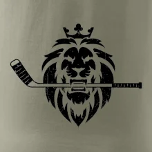 Lev s hokejkou v tlamě