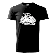 Holky, traktor stojí víc než bávo