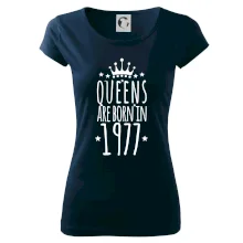 Queens are born in 1978