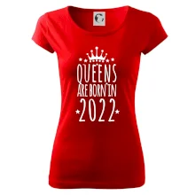 Queens are born in 2022