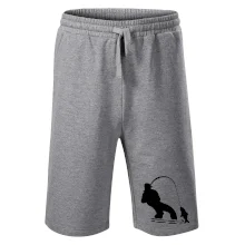 Rybář tahající rybu