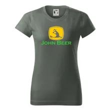 John Beer jelen s pivem