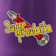 Super proudařka
