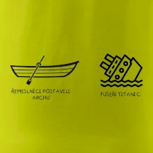 Řemeslnici postavili archu, fušeři Titanic