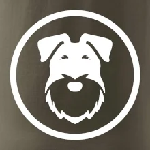 Knírač v kolečku na prsu