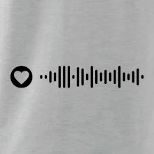 Zamilovaný Spotify kód na prsu