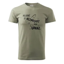 Hlavně se nezmrskat pod obraz