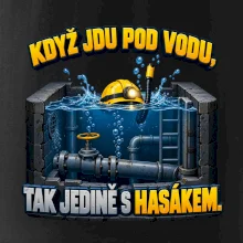Instalatér pod vodou s hasákem
