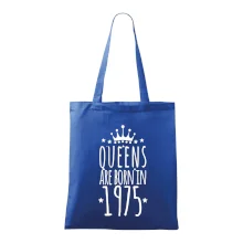 Queens are born in 1975 Queens are born in 1975