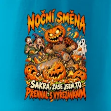 Noční směna dýňáka s motorovou pilou