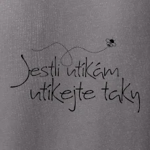 Jestli utíkám, tak utíkejte taky - včelař