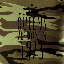 Queens are born in 1973