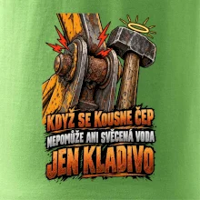 Zaseknutý čep bagru vyřeší kladivo