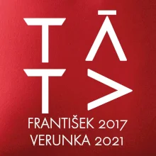 Táta v geometrickém fontu se jmény