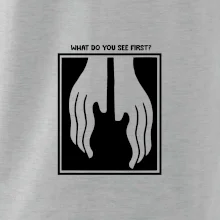 What do you see first? Kytara - Ruce