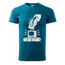 Kdo drží ovladač?