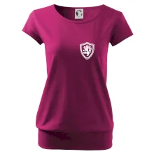 Český lev erb na prsu a na zádech