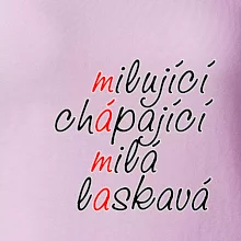 Milující chápající milá laskavá