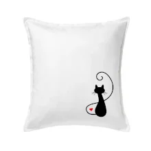 Zamilovaná kočka zpředu