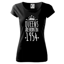 Queens are born in 1954 Queens are born in 1954