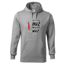 Každý správný muž, má u sebe nůž